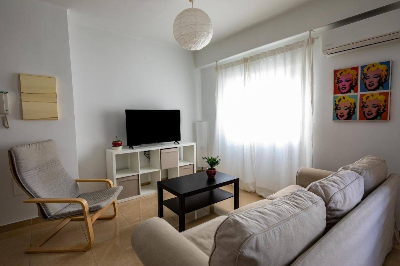 Fun Building Flats By Homeabout Malaga Exterior photo