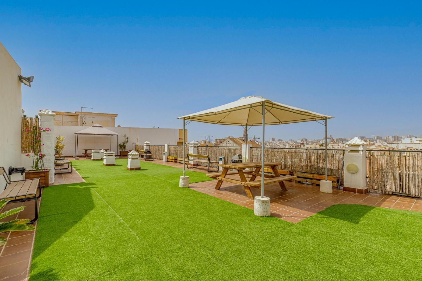Fun Building Flats By Homeabout Malaga Exterior photo